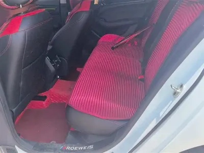 Roewe i5 2022, 24000 км, за 37000 CNY - фото 11