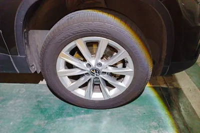 Volkswagen Tiguan 2017, 84700 км, за 70613.71 CNY - фото 5