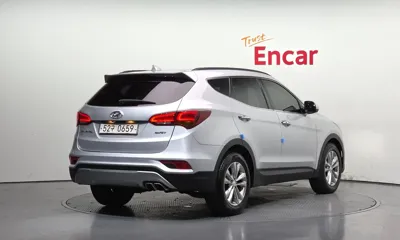 Hyundai Santafe 2016, 89651 км, за 10900000 KRW