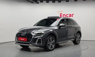 Audi Q5 · 2021 год