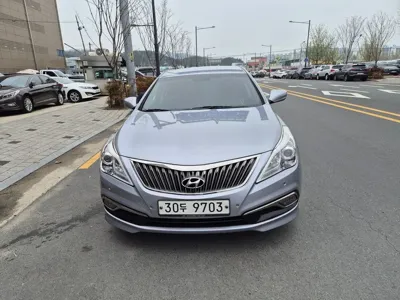 Hyundai Grandeur · 2015 год