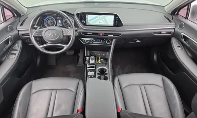 Hyundai Sonata 2022, 64068 км, за 20900000 KRW - фото 7