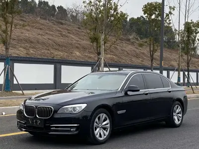 BMW 7 Series · 2013 год