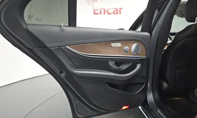 Mercedes-Benz E-Class 2018, 70218 км, за 23500000 KRW - фото 25