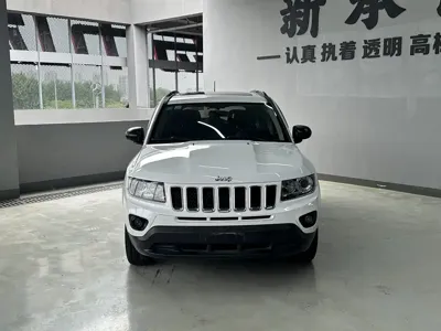 Jeep Compass (Import) 2015, 116000 км, за 23700 CNY