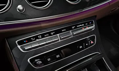 Mercedes-Benz E-Class 2023, 75001 км, за 38900000 KRW - фото 29