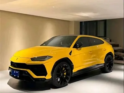 Lamborghini Urus · 2022 год