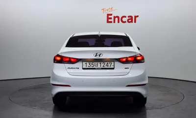 Hyundai Avante 2017, 100917 км, за 8900000 KRW