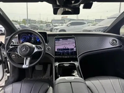 Mercedes-Benz EQE 2023, 47225 км, за 51000000 KRW