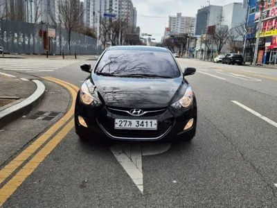 Hyundai Avante · 2012 год