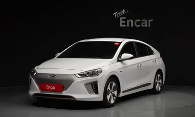 Hyundai Ioniq · 2017 год