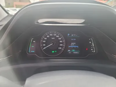 Hyundai Ioniq 2020, 178400 км, за 9800000 KRW - фото 14