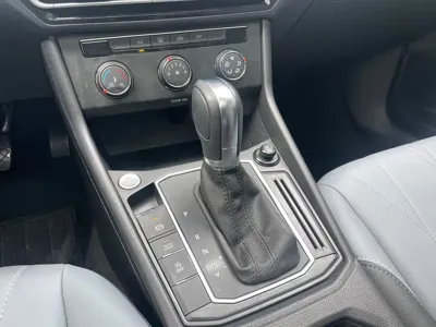 Volkswagen Lavida 2023, 17000 км, за 81800 CNY - фото 16