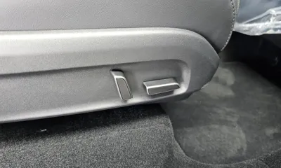 Tesla Model Y 2026, 40 км, за 75900000 KRW - фото 32