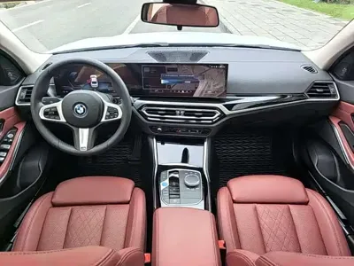 BMW i3 2023, 10000 км, за 109900 CNY - фото 7