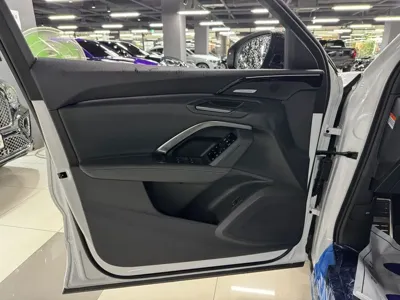 Audi Q5 2025, 21 км, за 97000000 KRW - фото 14