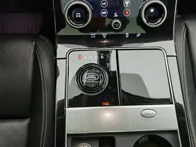 Land Rover Velar 2018, 123300 км, за 115800 CNY - фото 13