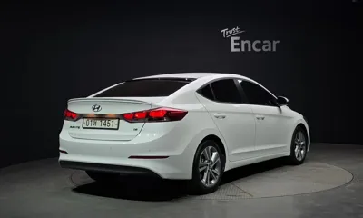 Hyundai Avante 2018, 35580 км, за 11500000 KRW