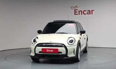 MINI Cooper 2022, 54493 км, за 23100000 KRW