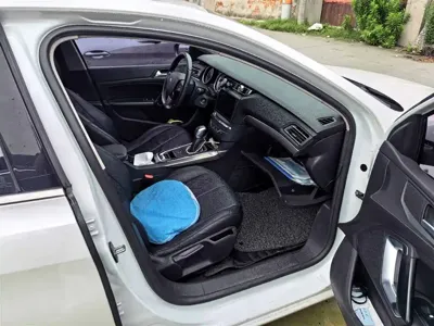 Peugeot 408 2016, 93000 км, за 15800 CNY - фото 4