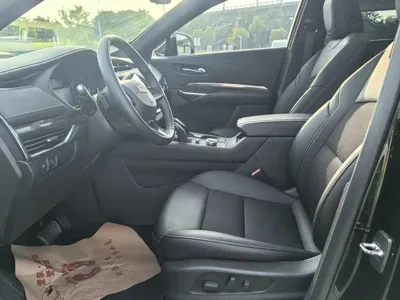 Cadillac XT4 2021, 37000 км, за 93800 CNY