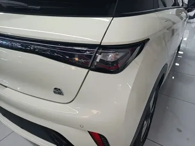 BYD Dolphin 2023, 78000 км, за 60500 CNY - фото 8