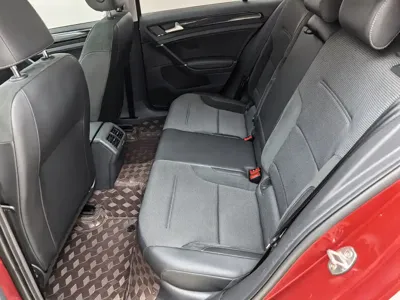 Volkswagen Golf 2018, 60000 км, за 52800 CNY - фото 9
