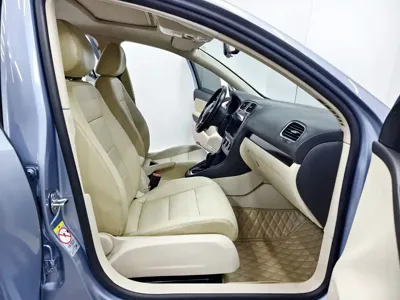 Volkswagen Golf 2012, 118200 км, за 18200 CNY - фото 14