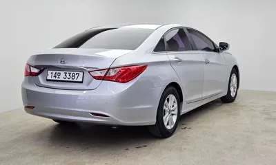 Hyundai Sonata 2012, 98009 км, за 3500000 KRW