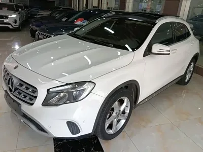 Mercedes-Benz GLA · 2018 год