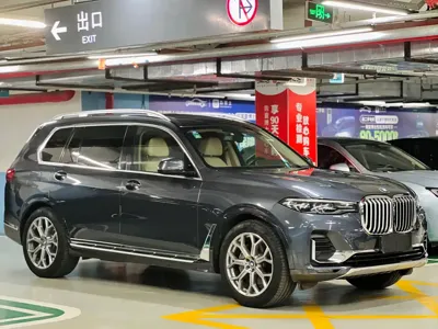 BMW X7 2019, 50000 км, за 388000 CNY