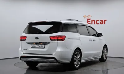 Kia Canival 2015, 105829 км, за 10600000 KRW
