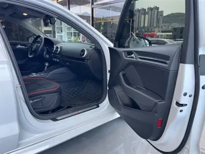 Audi A3 2018, 70000 км, за 69800 CNY - фото 17