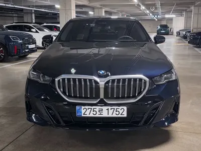 BMW 5-Series 2025, 6999 км, за 62500000 KRW