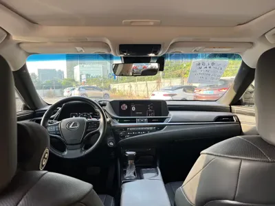 Lexus ES 2019, 70000 км, за 129800 CNY - фото 15