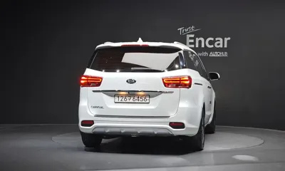 Kia Canival 2019, 112789 км, за 11900000 KRW