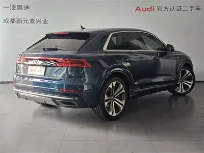 Audi Q8 2019, 70100 км, за 285000 CNY