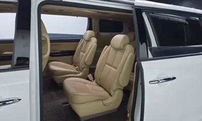 Kia Canival 2019, 158995 км, за 12800000 KRW - фото 11