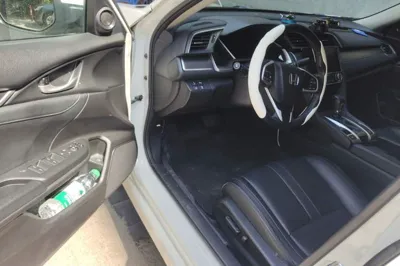 Honda Civic 2016, 80900 км, за 61355.74 CNY - фото 13