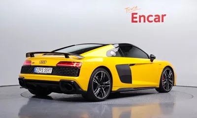 Audi R8 2021, 5976 км, за 199990000 KRW