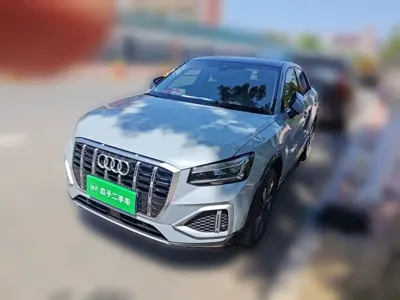 Audi Q2L · 2022 год