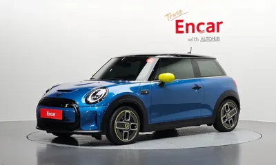 MINI Cooper · 2024 год