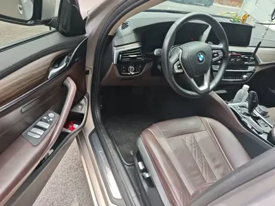BMW 5 Series 2018, 100600 км, за 117200 CNY - фото 13