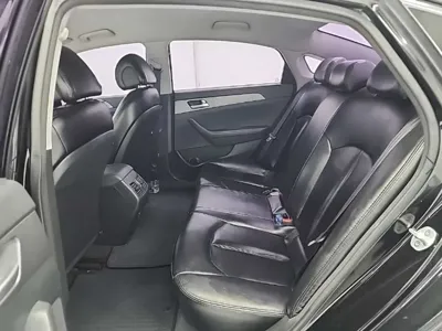 Hyundai Sonata 2015, 201181 км, за 3300000 KRW - фото 11