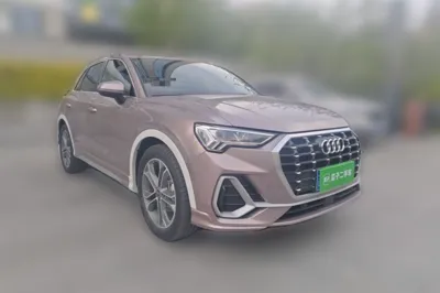 Audi Q3 2023, 36300 км, за 160216.83 CNY