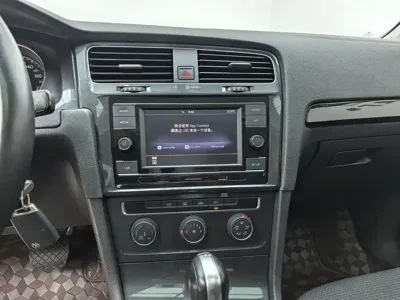 Volkswagen Golf 2018, 60000 км, за 52800 CNY - фото 12