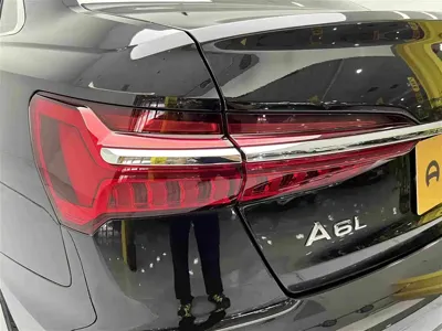 Audi A6L 2024, 45000 км, за 308800 CNY - фото 10