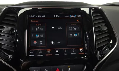 Jeep Cherokee 2020, 67400 км, за 16190000 KRW - фото 29