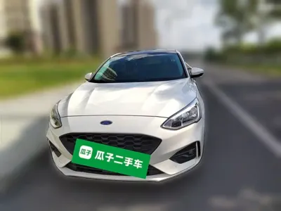 Ford Focus 2020, 61100 км, за 42800 CNY