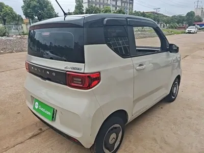 Wuling MINIEV 2022, 35400 км, за 21600 CNY - фото 7